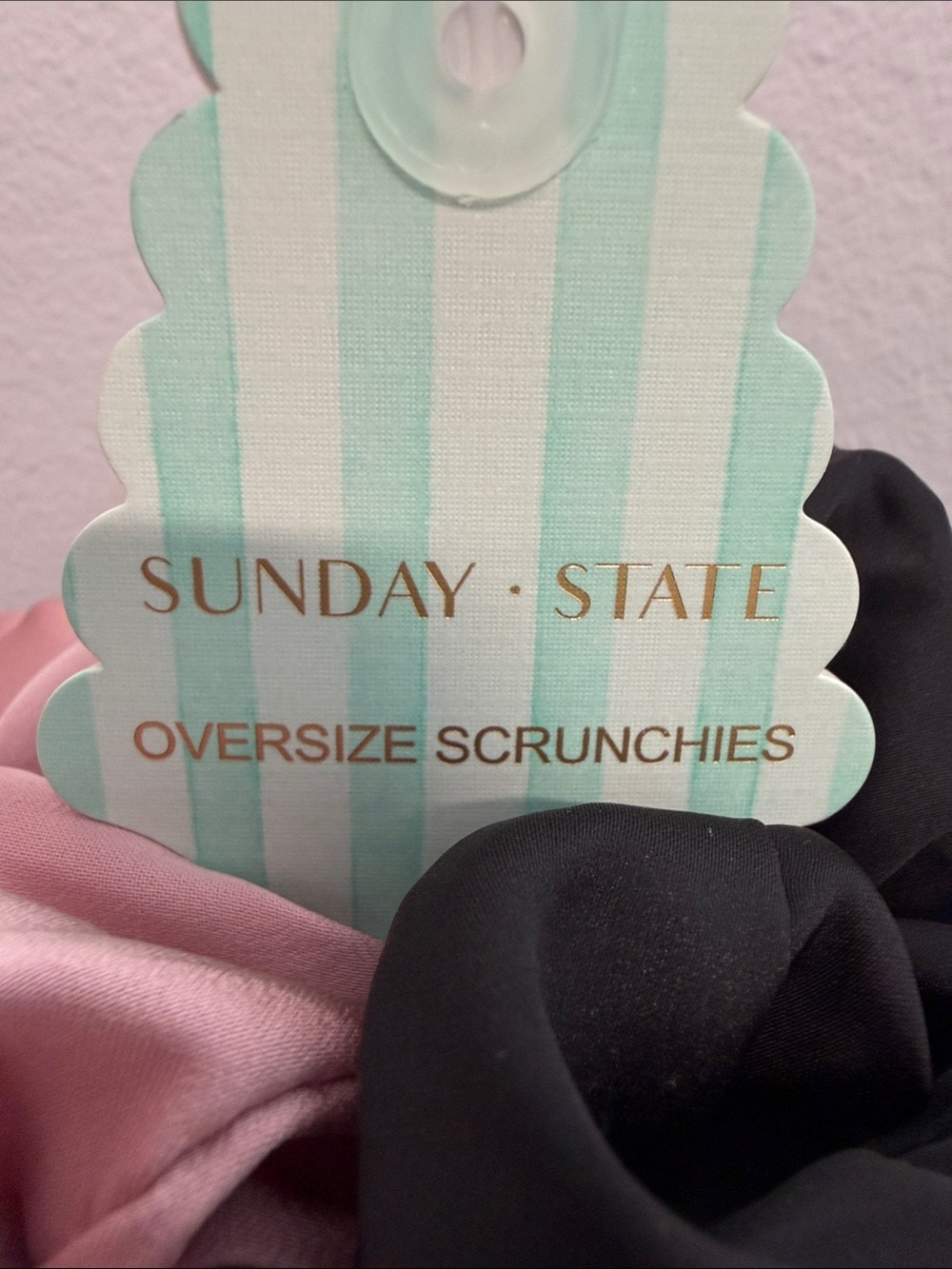 Sunday State | Extra Large Classic Black & Mauve Scrunchie Set - Picture 2 of 4